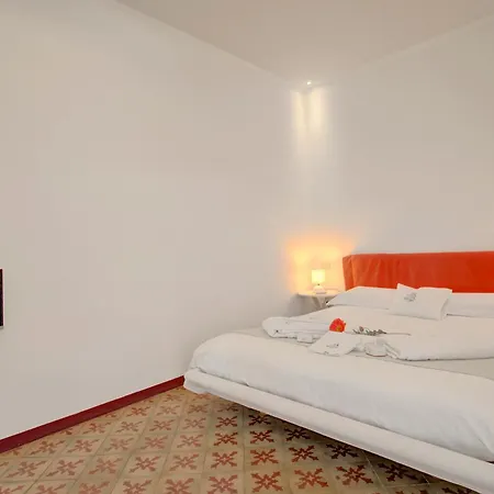 Apartment Jejia- Pool And Garden - Happy Lesa