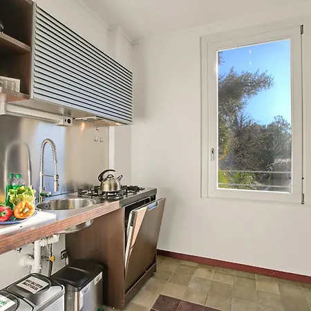 Jejia- Pool And Garden Apartment Lesa
