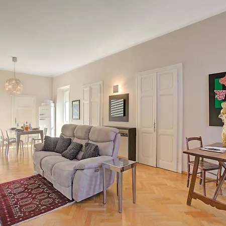 Apartman Jejia- Pool And Garden Lesa