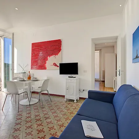 Jejia- Pool And Garden Lesa