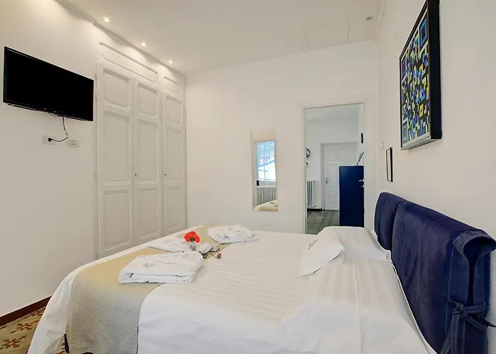 Jejia- Pool And Garden * Lesa