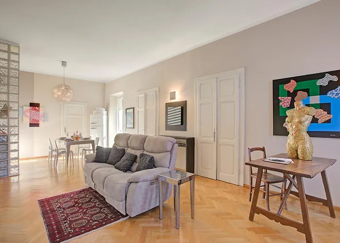 Apartament Jejia- Pool And Garden Lesa