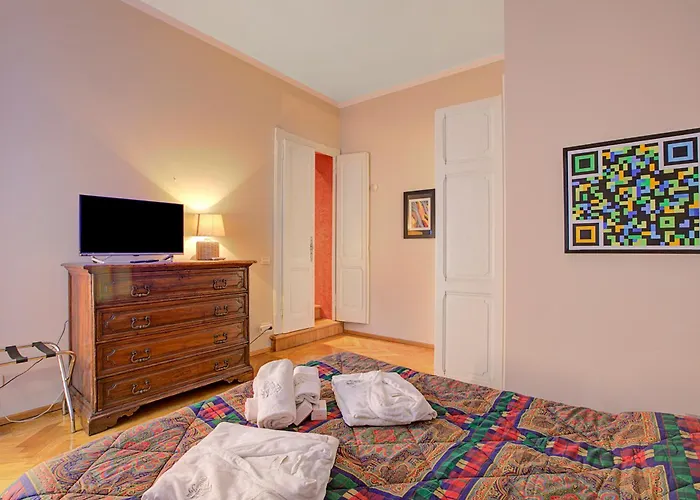 Jejia- Pool And Garden