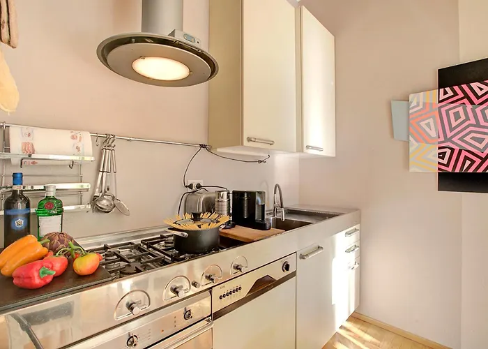 Apartament Jejia- Pool And Garden Lesa