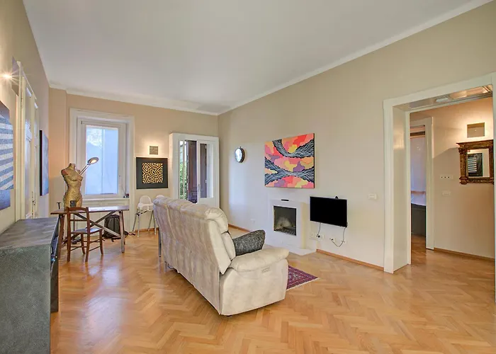 Jejia- Pool And Garden * Lesa