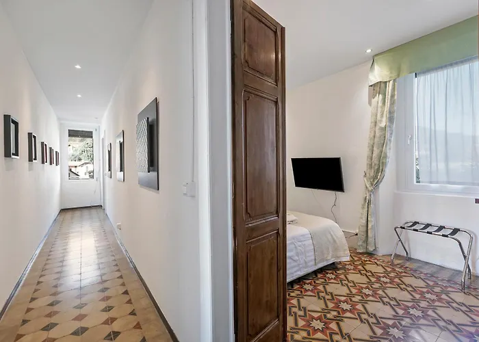 Jejia- Pool And Garden