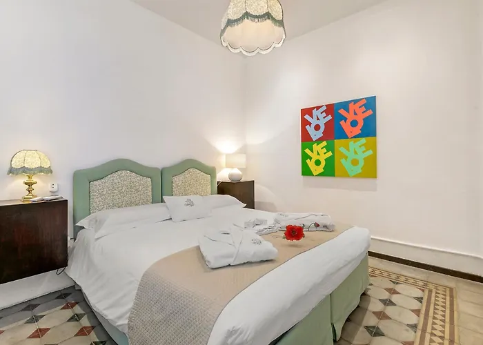 Jejia- Pool And Garden * Lesa